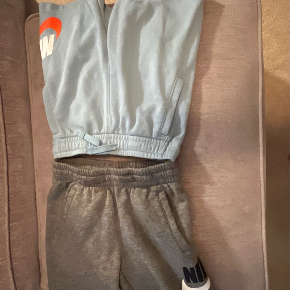 Boys Nike shorts size 4-5